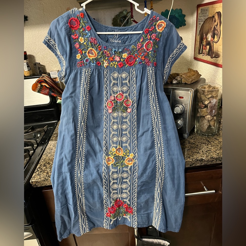 Johnny Was embroidered tunic top M